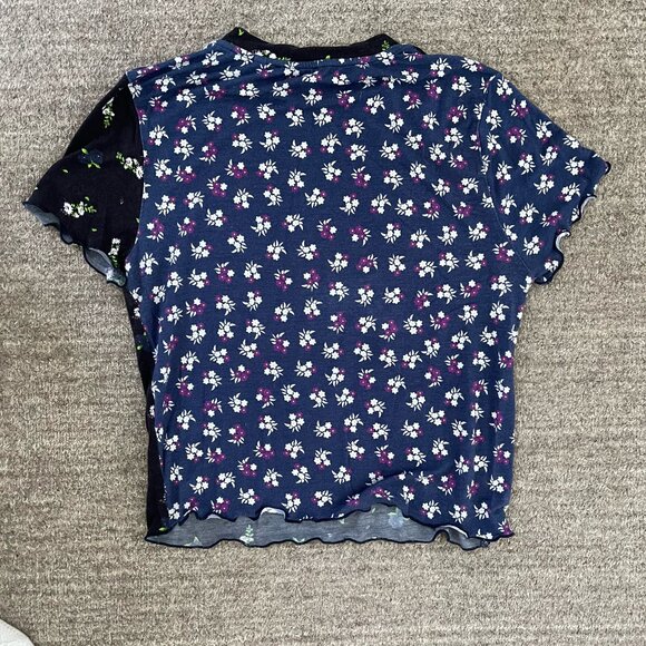 Opening Ceremony Black Fem Fit Floral Lettuce Edge T-Shirt - Picture 7 of 8